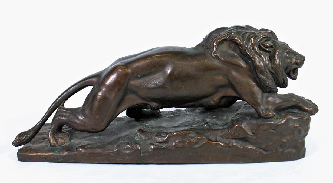 ARMOR BRONZE LION SCULPTURE - BONHEUR (1 of 3)