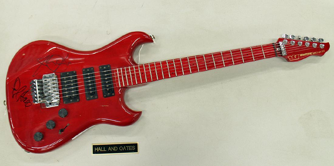 HALL & OATES AUTOGRAPHED ELECTRIC GUITAR (1 of 2)