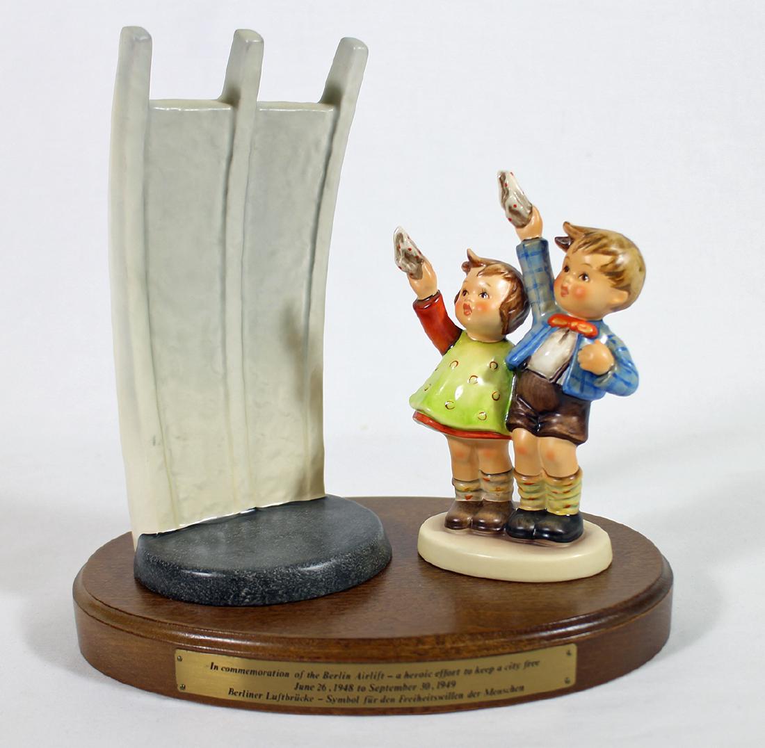 GOEBEL "BERLIN AIRLIFT" MEMORIAL COMMEMORATIVE (1 of 3)