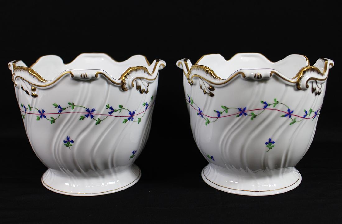 (2) HEREND FLOWER POTS (1 of 3)