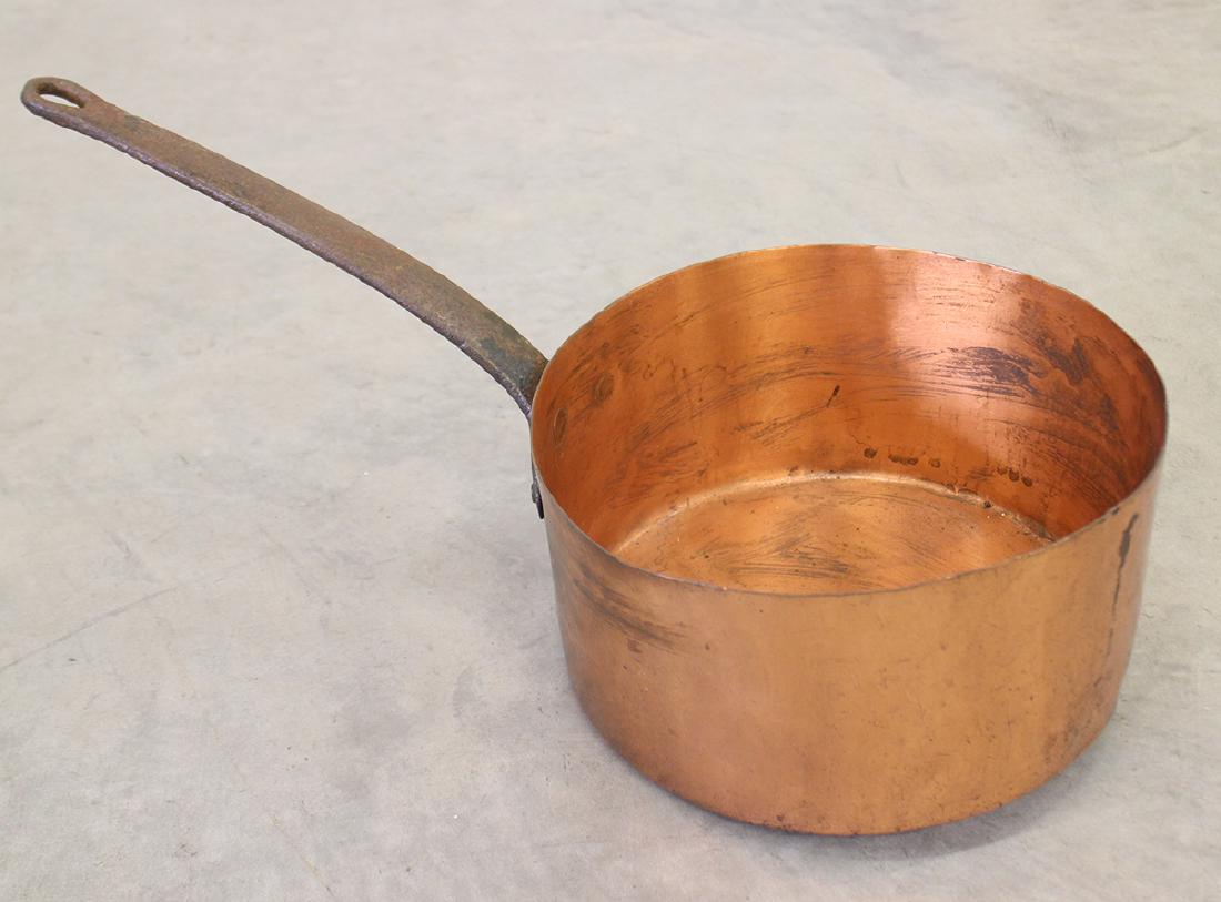 ANTIQUE COPPER POT (1 of 2)