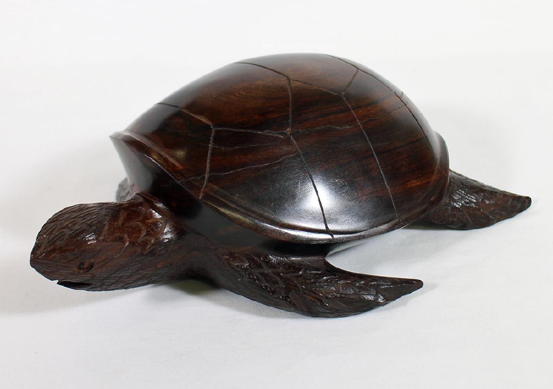 CARVED WOOD SEA TURTLE (1 of 2)