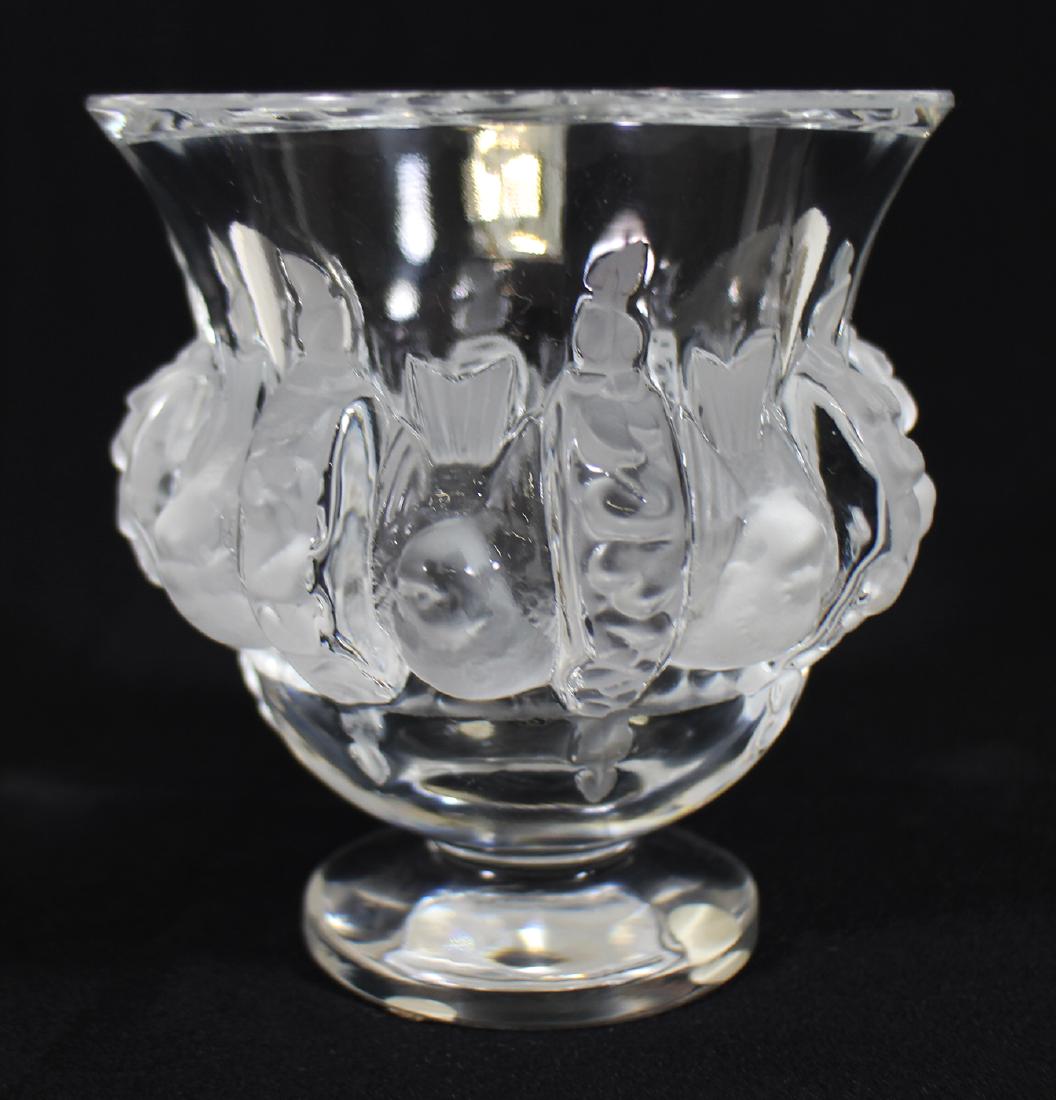 LALIQUE DAMPIERRE VASE (1 of 4)