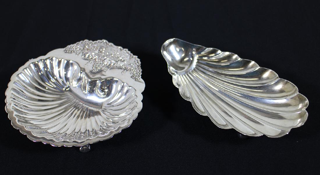 (2) STERLING SILVER SHELL DISHES (1 of 4)