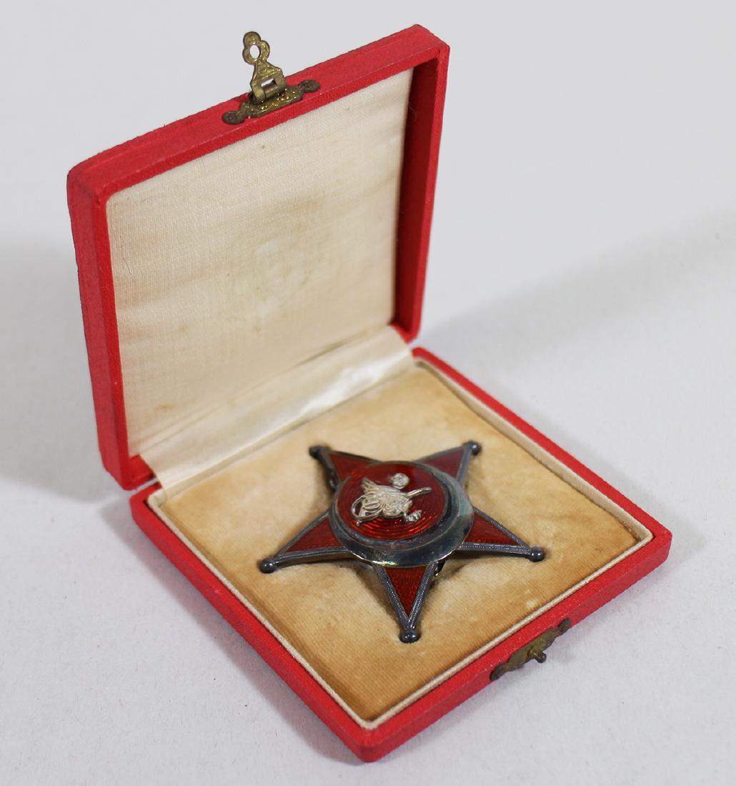WWI OTTOMAN GALLIPOLI STAR MEDAL W/ BOX (1 of 4)