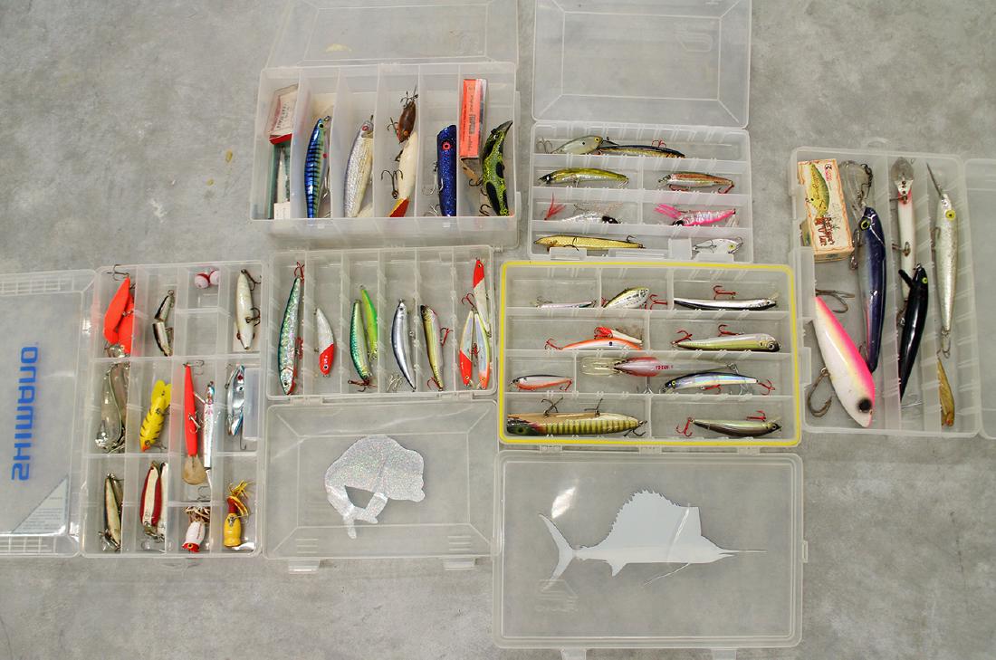 VINTAGE FISHING LURES (1 of 3)