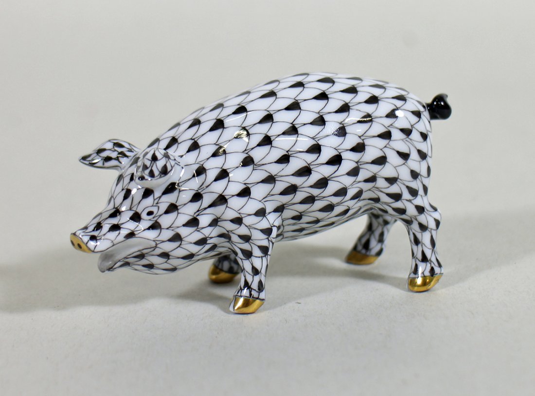 HEREND BLACK FISHNET PIG FIGURINE (1 of 2)