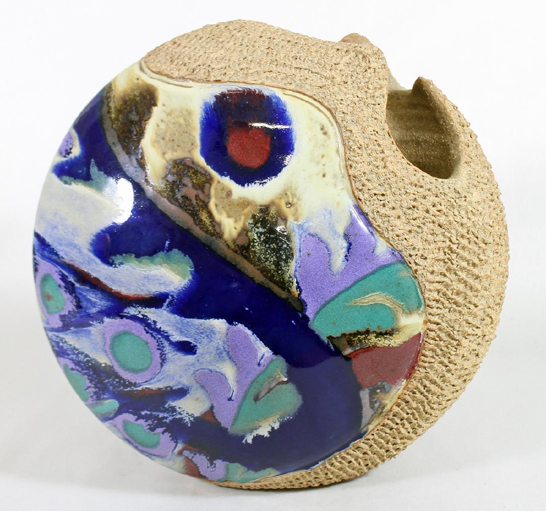 CONTEMPORARY ABSTRACT STUDIO POTTERY VASE (1 of 3)