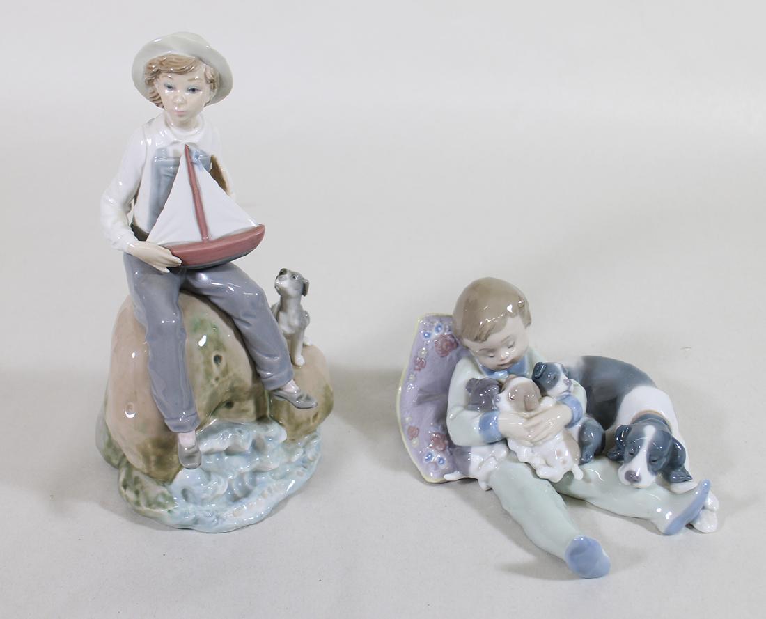 (2) LLADRO FIGURINES 5166 AND 1535 (1 of 4)