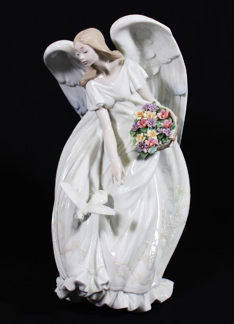 LLADRO FLOWERS OF PEACE FIGURINE (1 of 4)