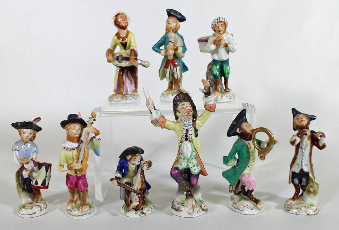 VINTAGE WHIMSICAL MONKEY BAND FIGURINES (1 of 5)