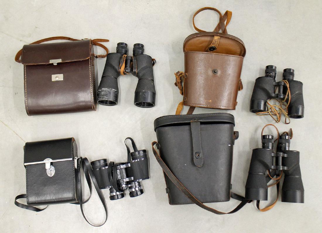 (4) PAIRS OF BINOCULARS (1 of 2)