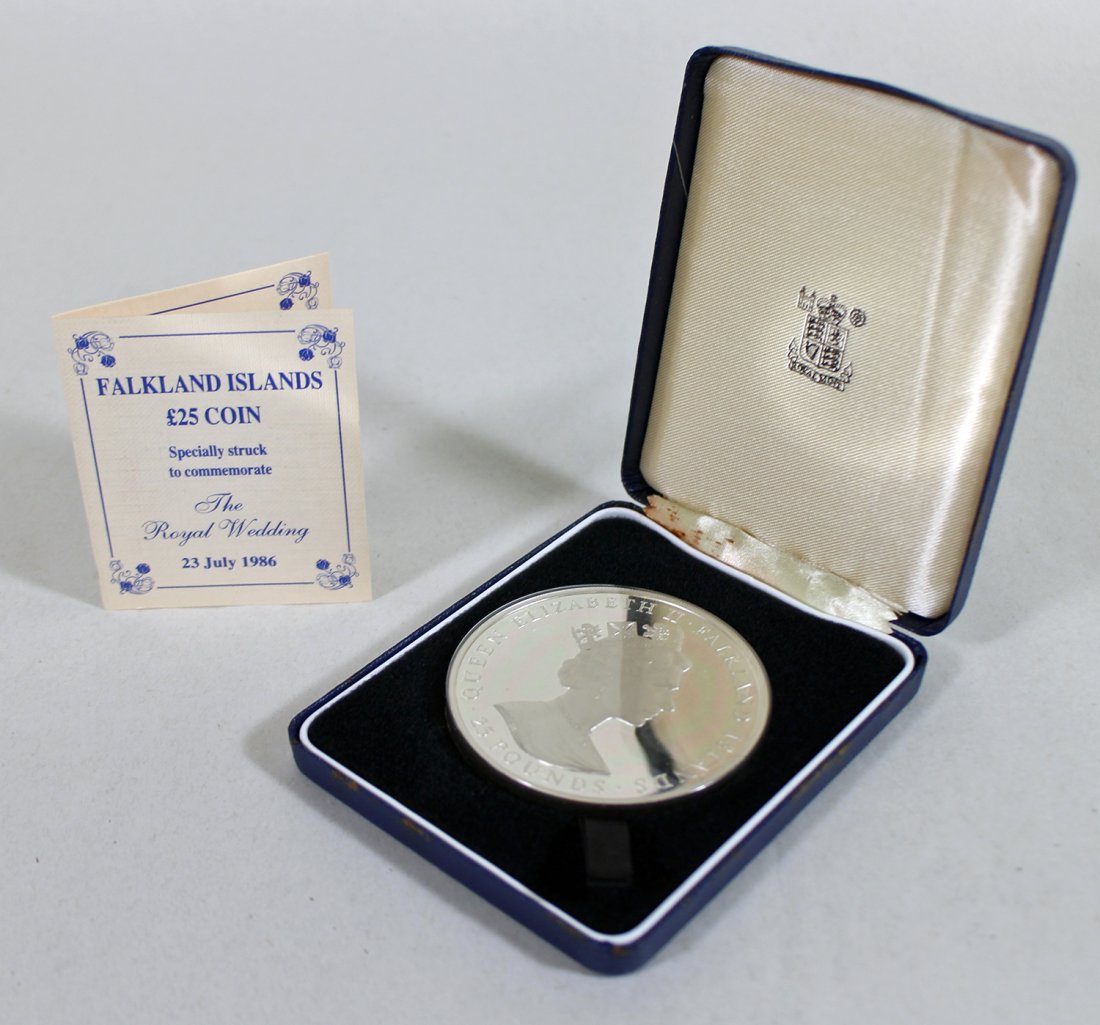 .925 STERLING 1986 ROYAL WEDDING COIN (1 of 2)