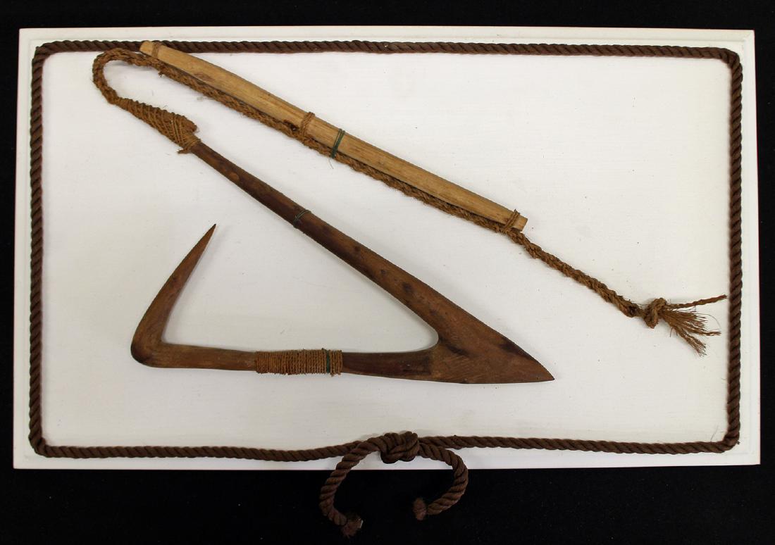 19th C SOUTH PACIFIC TONGAN ISLANDS FISH HOOK (1 of 2)