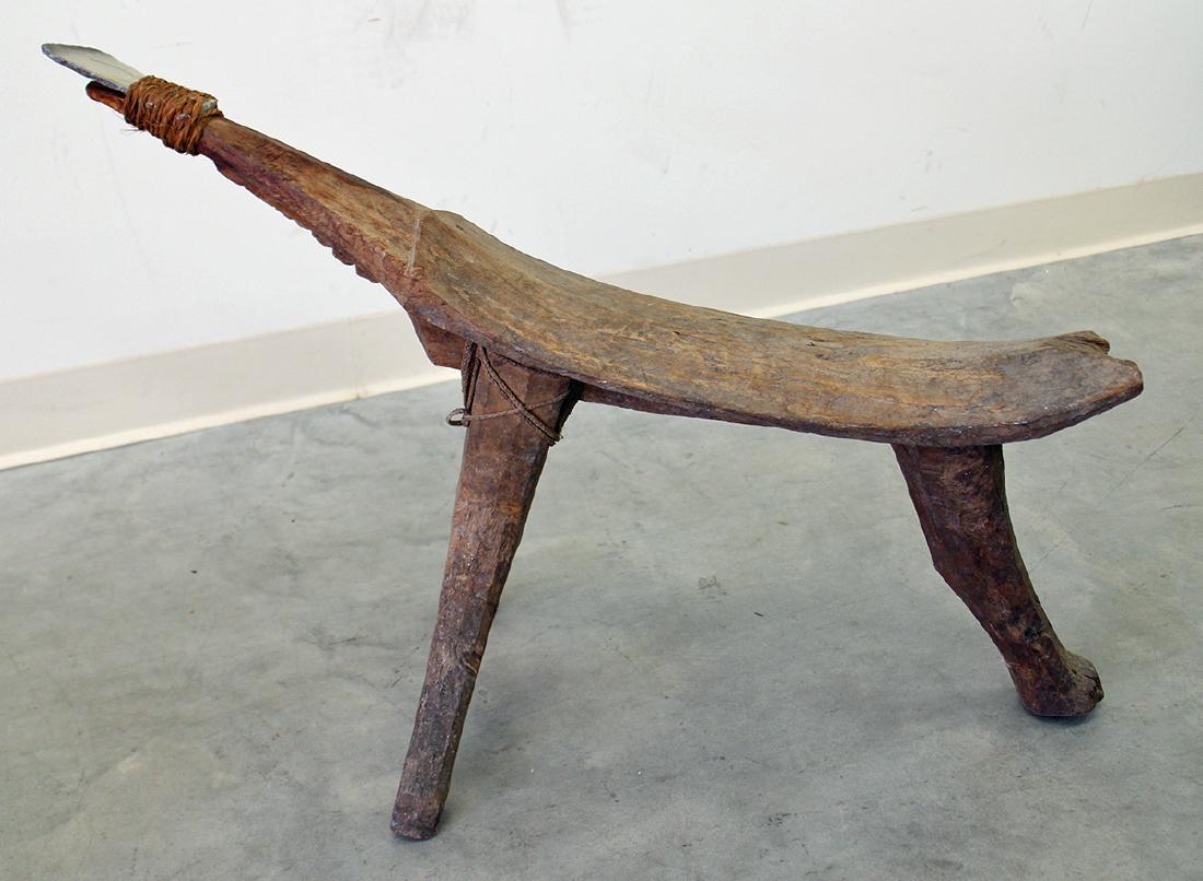PRIMITIVE SOUTH PACIFIC COCONUT GRATER BENCH (1 of 2)