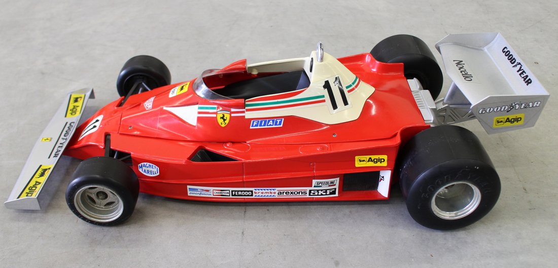 TOSCHI POLISTIL SCALE 1:6 FERRARI SPORTS CAR MODEL (1 of 3)