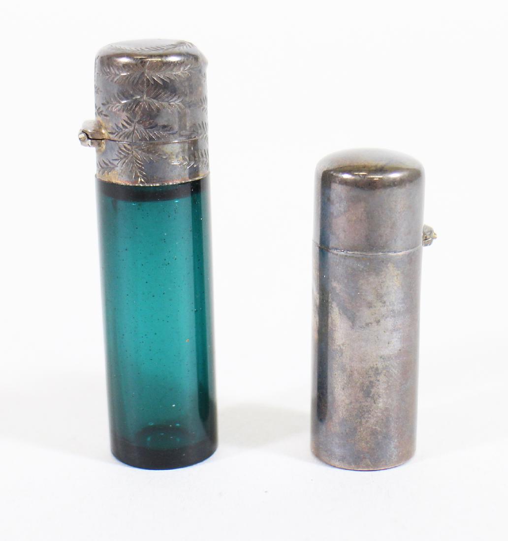 (2) 19TH CENTURY ENGLISH SNUFF SCENT BOTTLES (1 of 3)