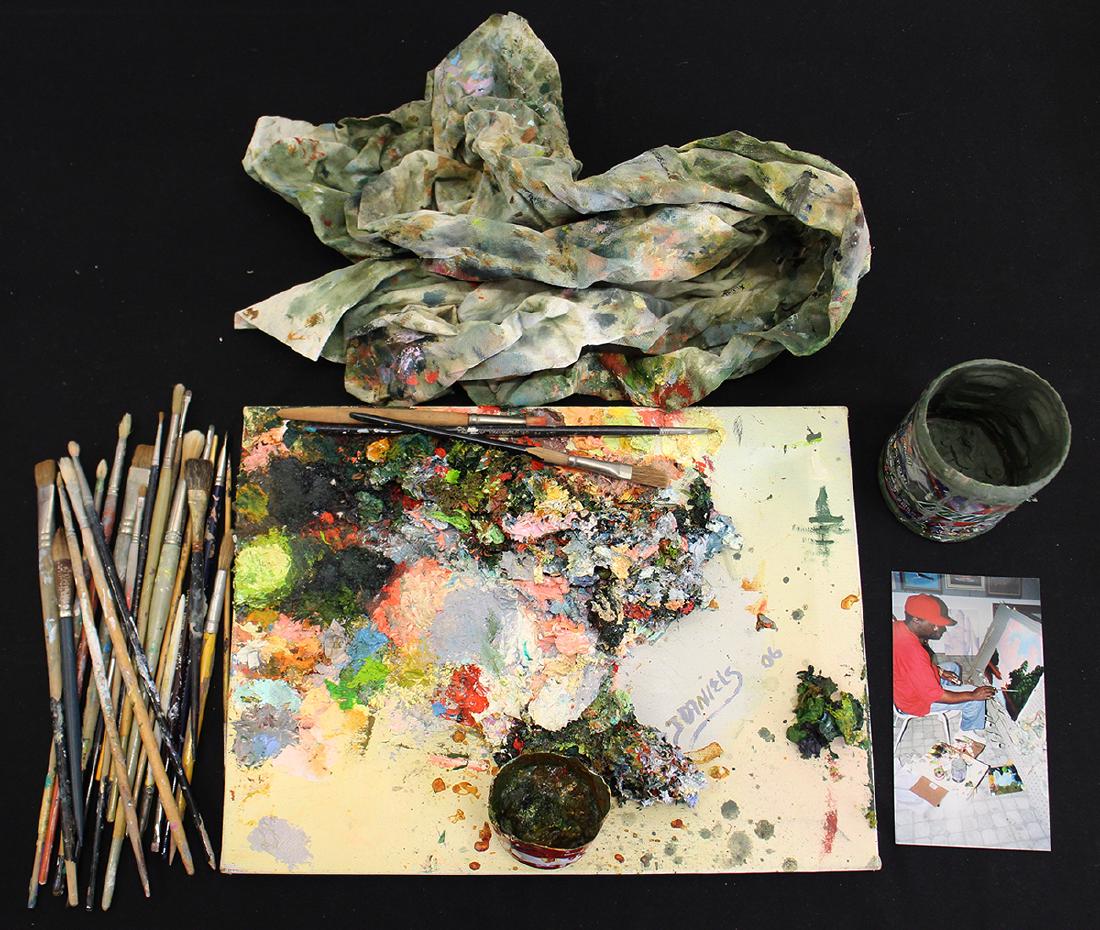 JOHNNY DANIELS HIGHWAYMEN PAINTBRUSHES & PAINT (1 of 4)