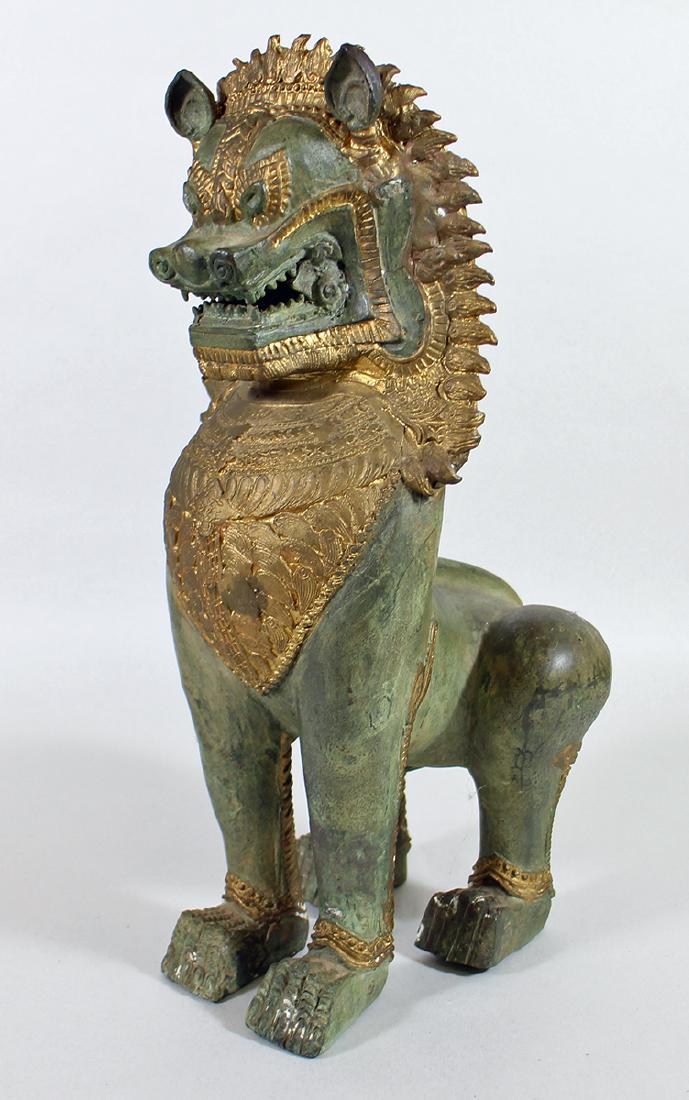 FOO DOG SCULPTURE (1 of 2)