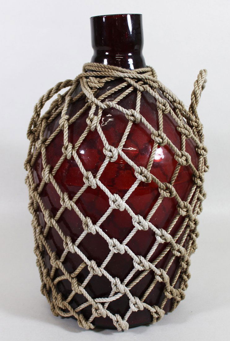 RED NAUTICAL ROPE NET BOTTLE (1 of 2)