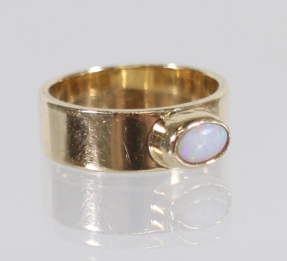 14K YELLOW GOLD AUSTRALIAN OPAL RING (1 of 2)