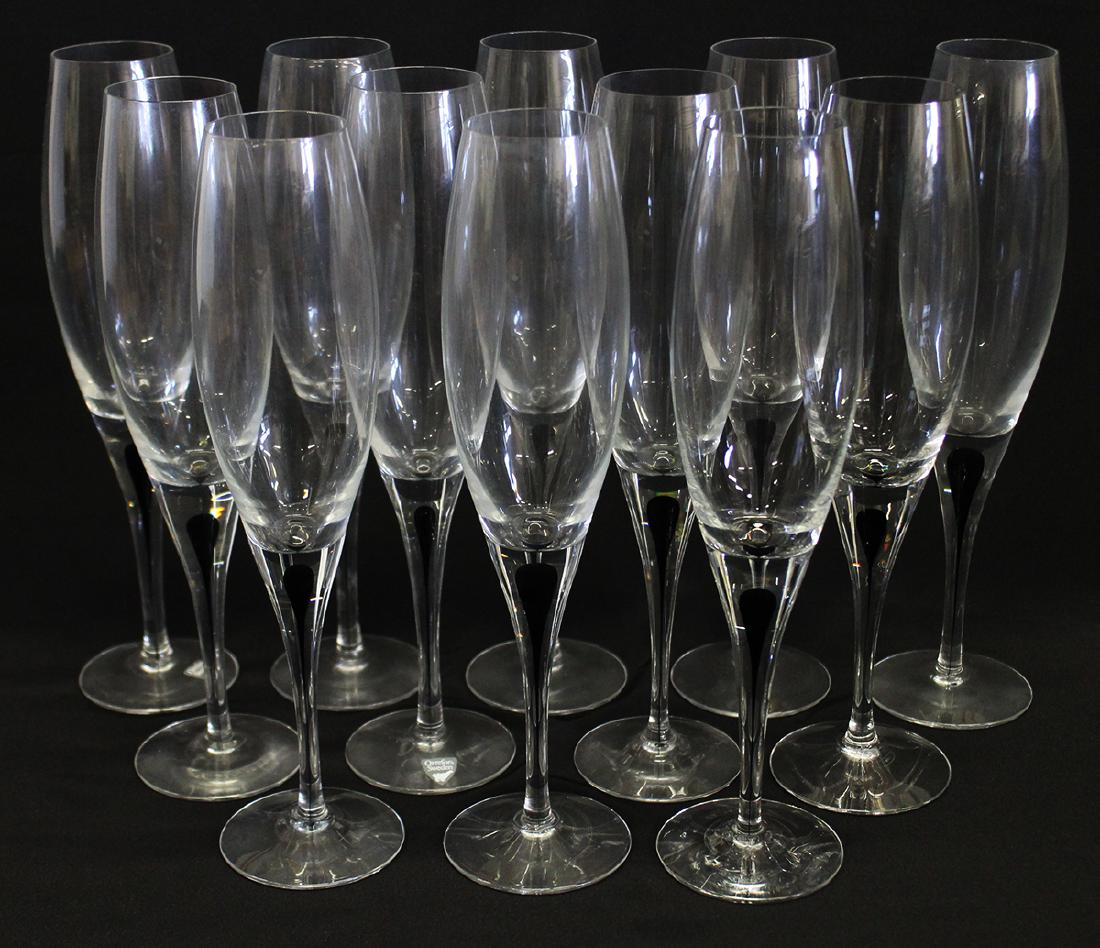 (12) ORREFORS INTERMEZZO CHAMPAGNE FLUTES (1 of 2)
