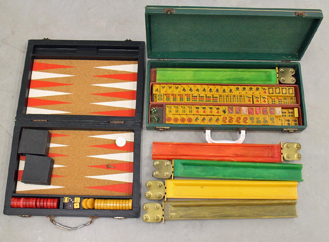 VINTAGE BAKELITE MAH JONGG & BACKGAMMON SETS (1 of 3)