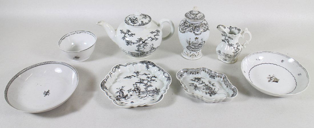 19TH CENTURY CHINESE EXPORT BLACK  & WHITE PORCELAIN (1 of 5)
