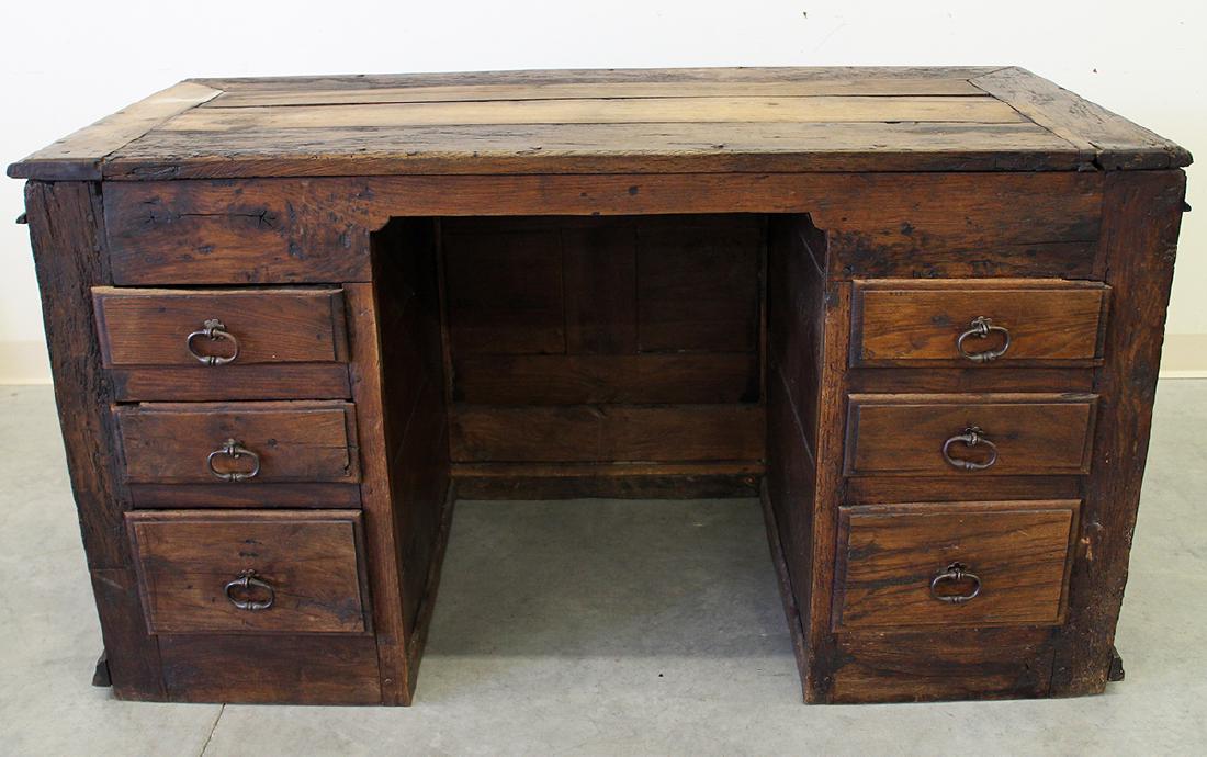 18TH CENTURY TRUNK CONVERTED DESK (1 of 8)