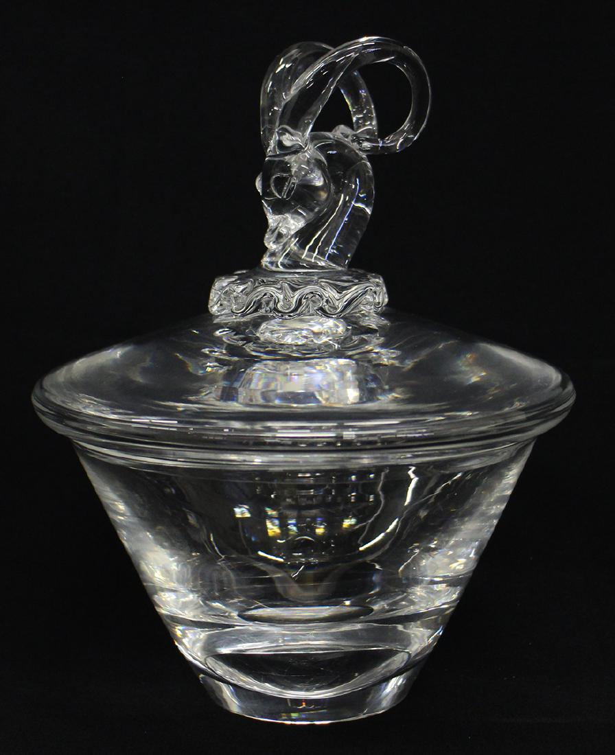 STEUBEN RAM HEAD COVERED BOWL (1 of 4)