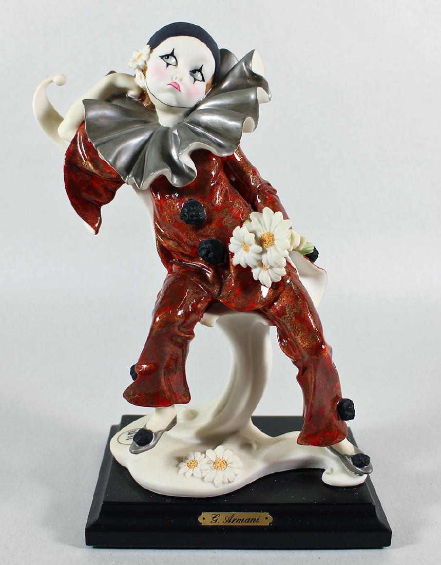 GIUSEPPE ARMANI PIERROT WITH DAISIES FIGURINE (1 of 3)