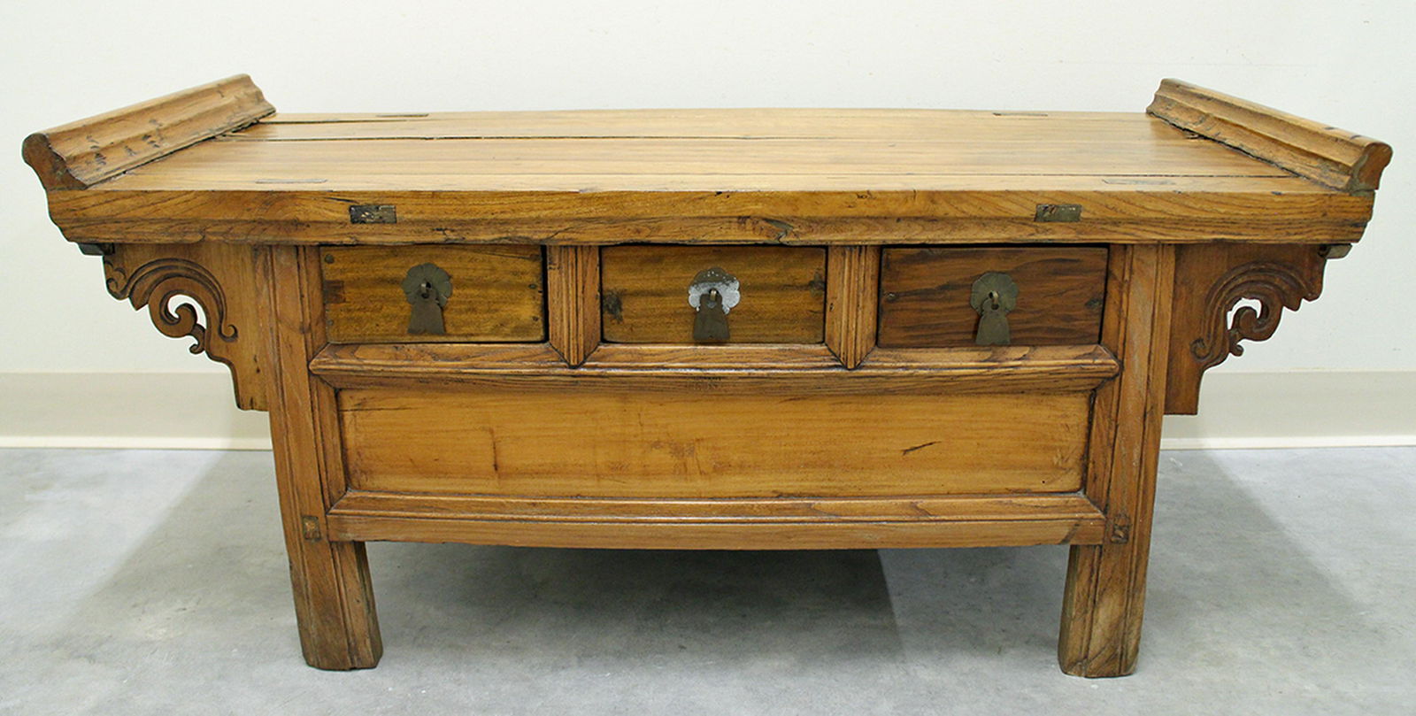 CHINESE LOW TABLE (1 of 2)