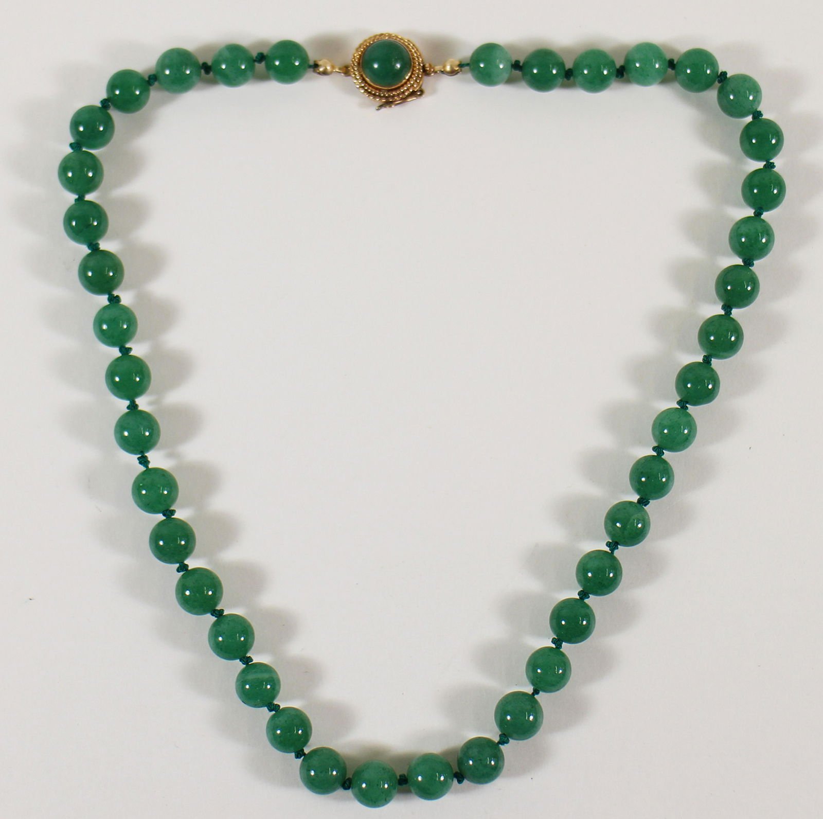 14K & CHINESE JADE NECKLACE (1 of 3)