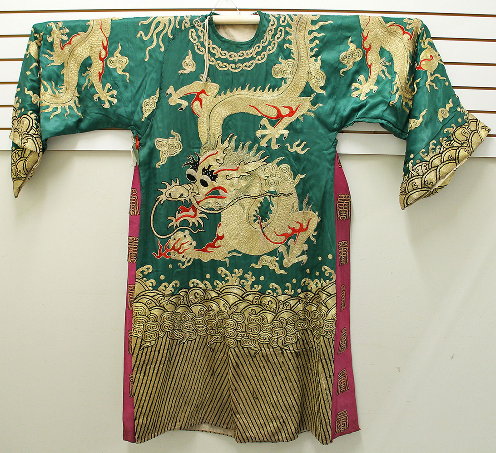 JAPANESE GREEN SILK KIMONO ROBE (1 of 4)