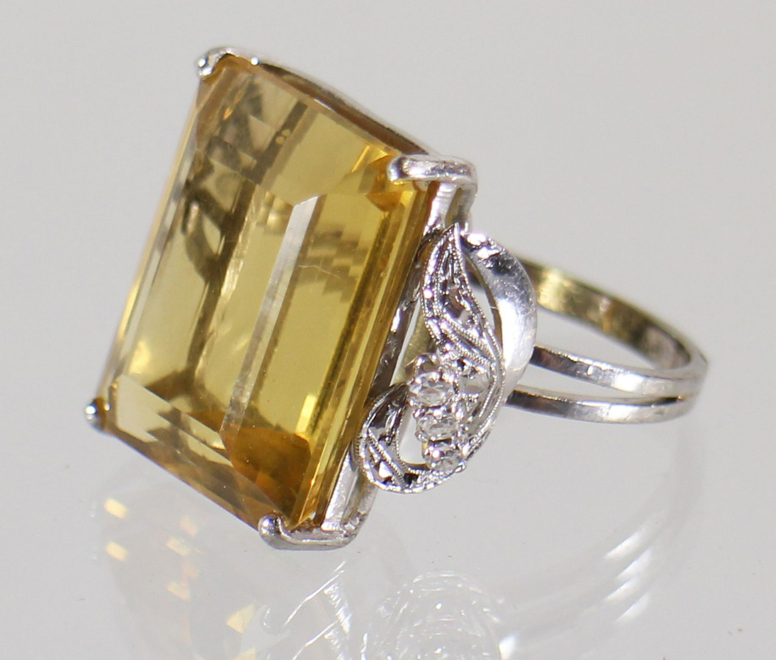 14K CITRINE & DIAMOND RING (1 of 3)