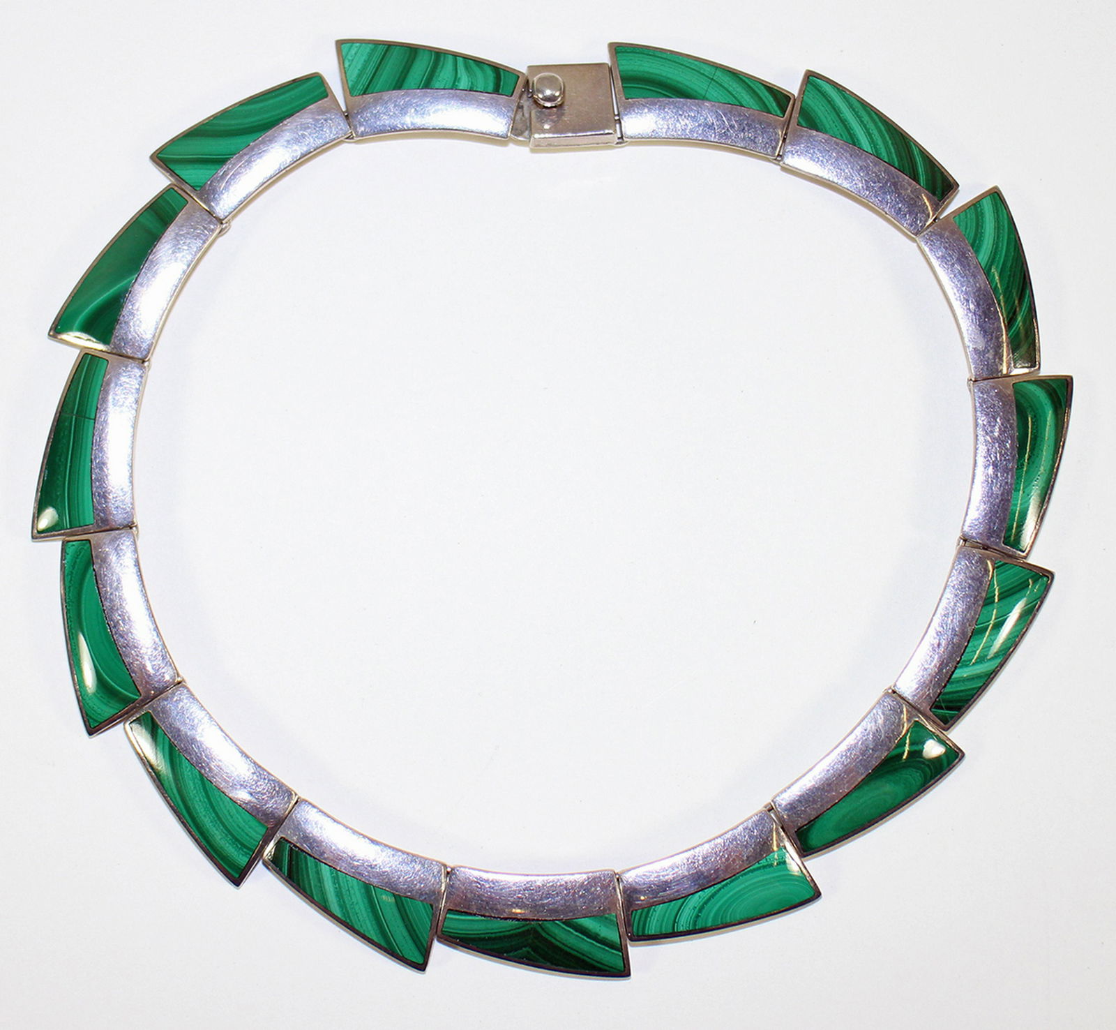 VINTAGE MEXICAN 950 SILVER MALACHITE NECKLACE (1 of 3)