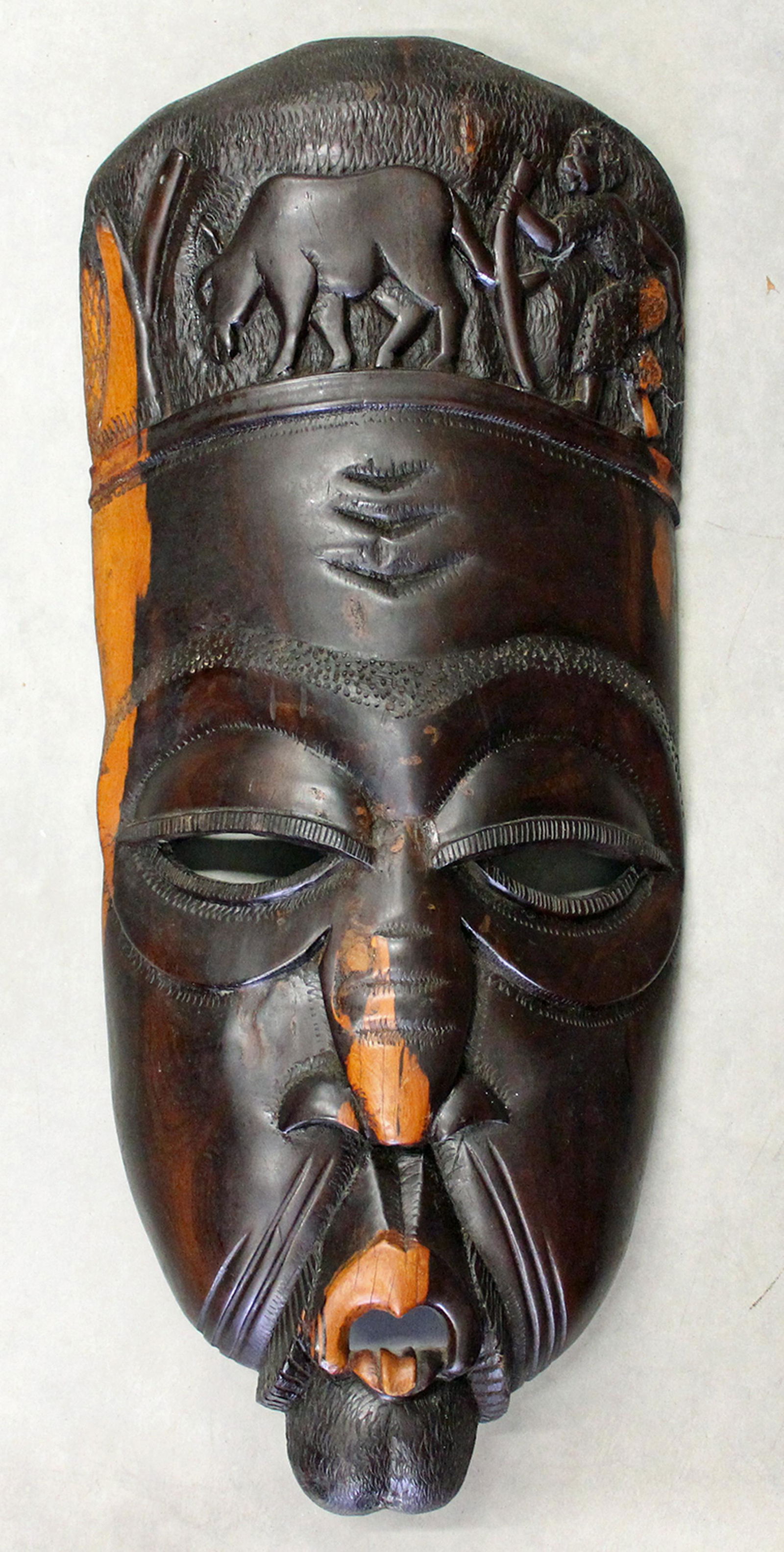 CARVED AFRICAN WALL MASK (1 of 2)