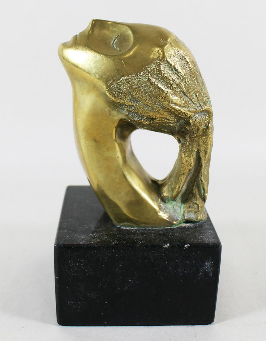 DOLABELLA FEMALE BUST SCULPTURE (1 of 3)