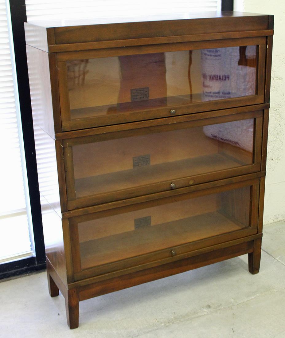 For Auction Globe Wernicke Barrister Bookcase 0171 On Mar 28
