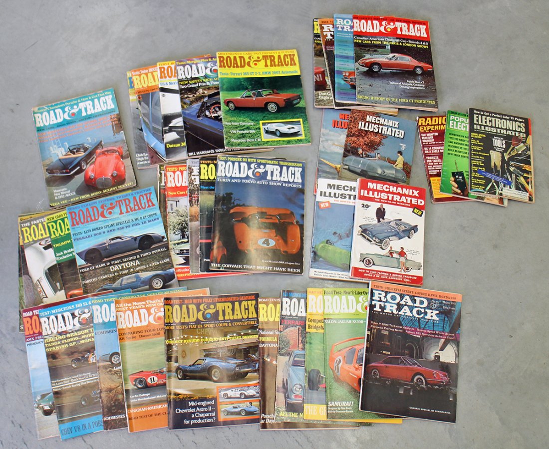 VINTAGE ROAD & TRACK AND MECHANIX MAGAZINES (1 of 1)