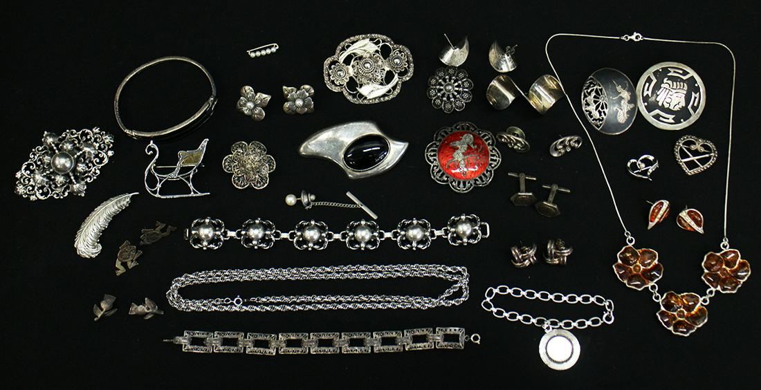 VINTAGE STERLING SILVER JEWELRY (1 of 4)