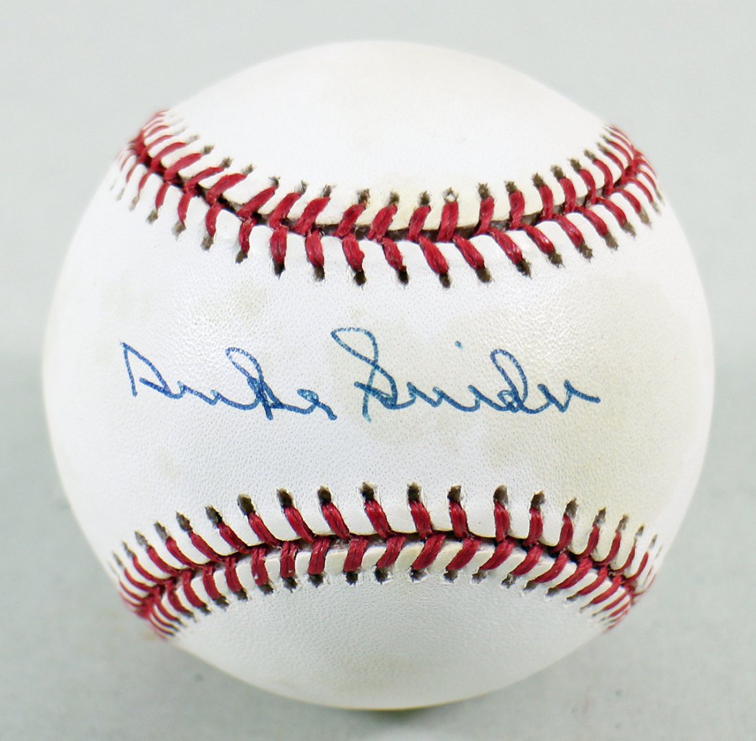 DUKE SNIDER SIGNED BASEBALL (1 of 2)