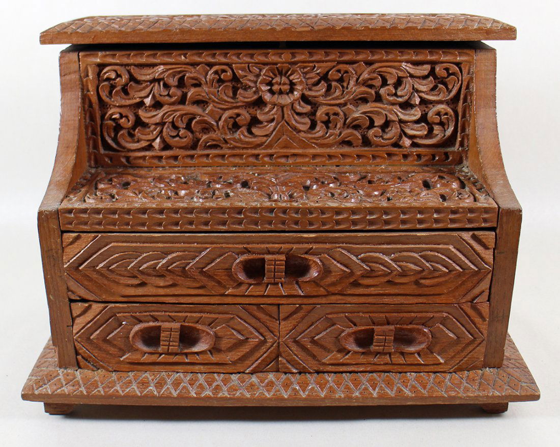 THAILAND HAND CARVED JEWELRY BOX (1 of 3)