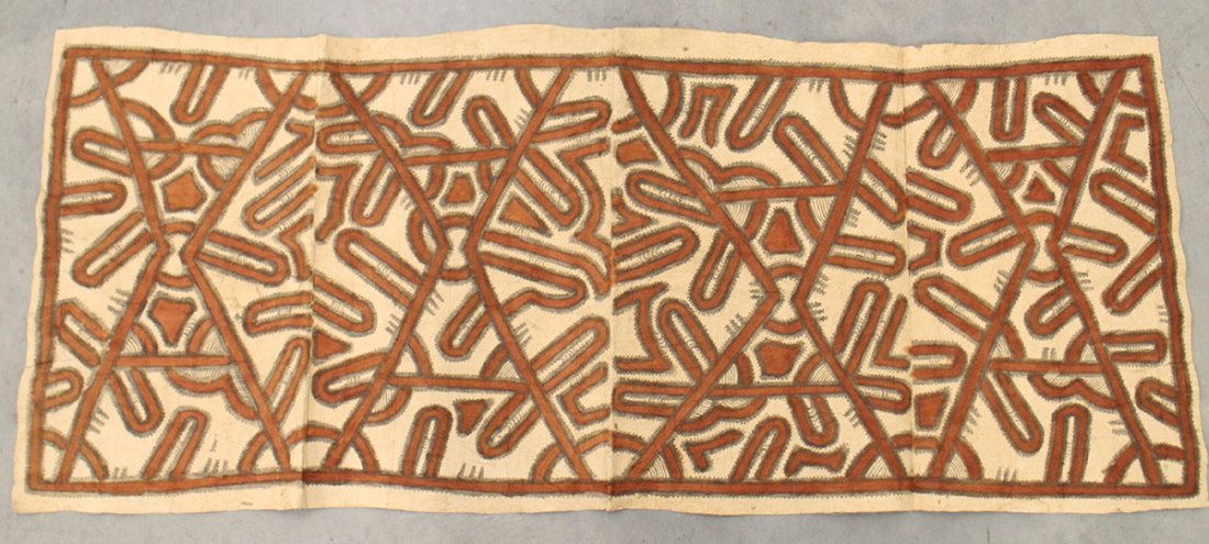 PAPAU NEW GUINEA PAINTED BARK CLOTH TEXTILE (1 of 2)