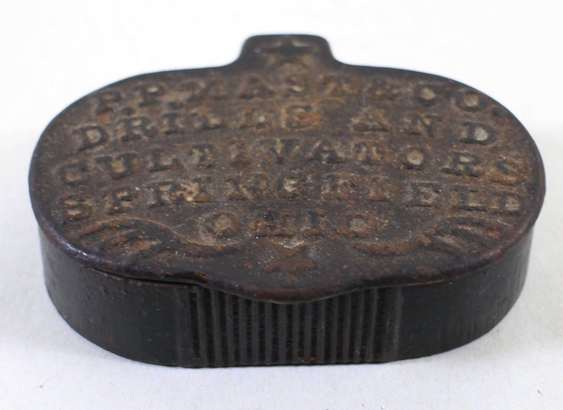 P.P. MAST ADVERTISING CAST IRON MATCH VESTA (1 of 3)