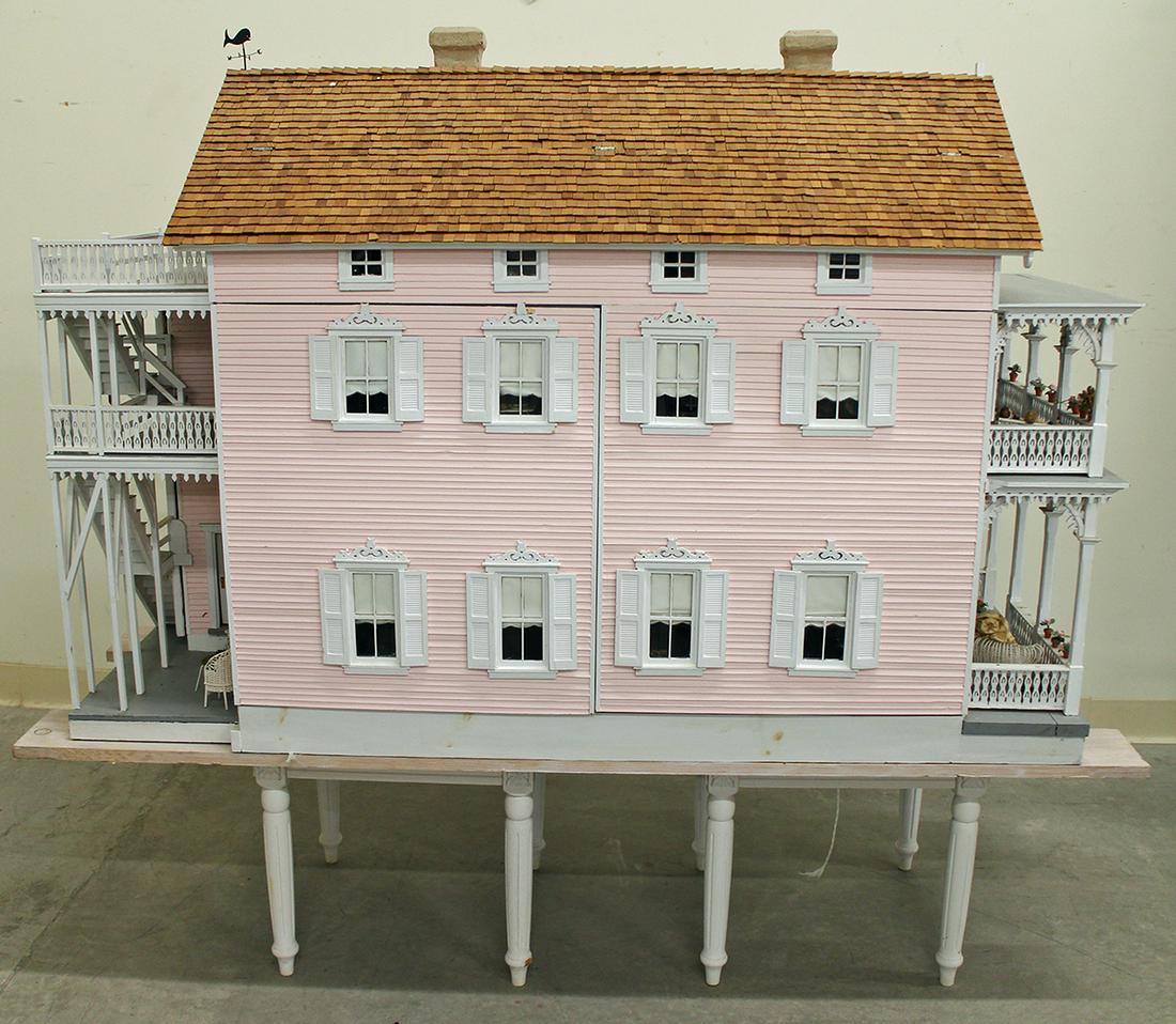 CHARLES BATES 1979 PINK HOUSE DOLLHOUSE - SOTHEBYS (1 of 10)