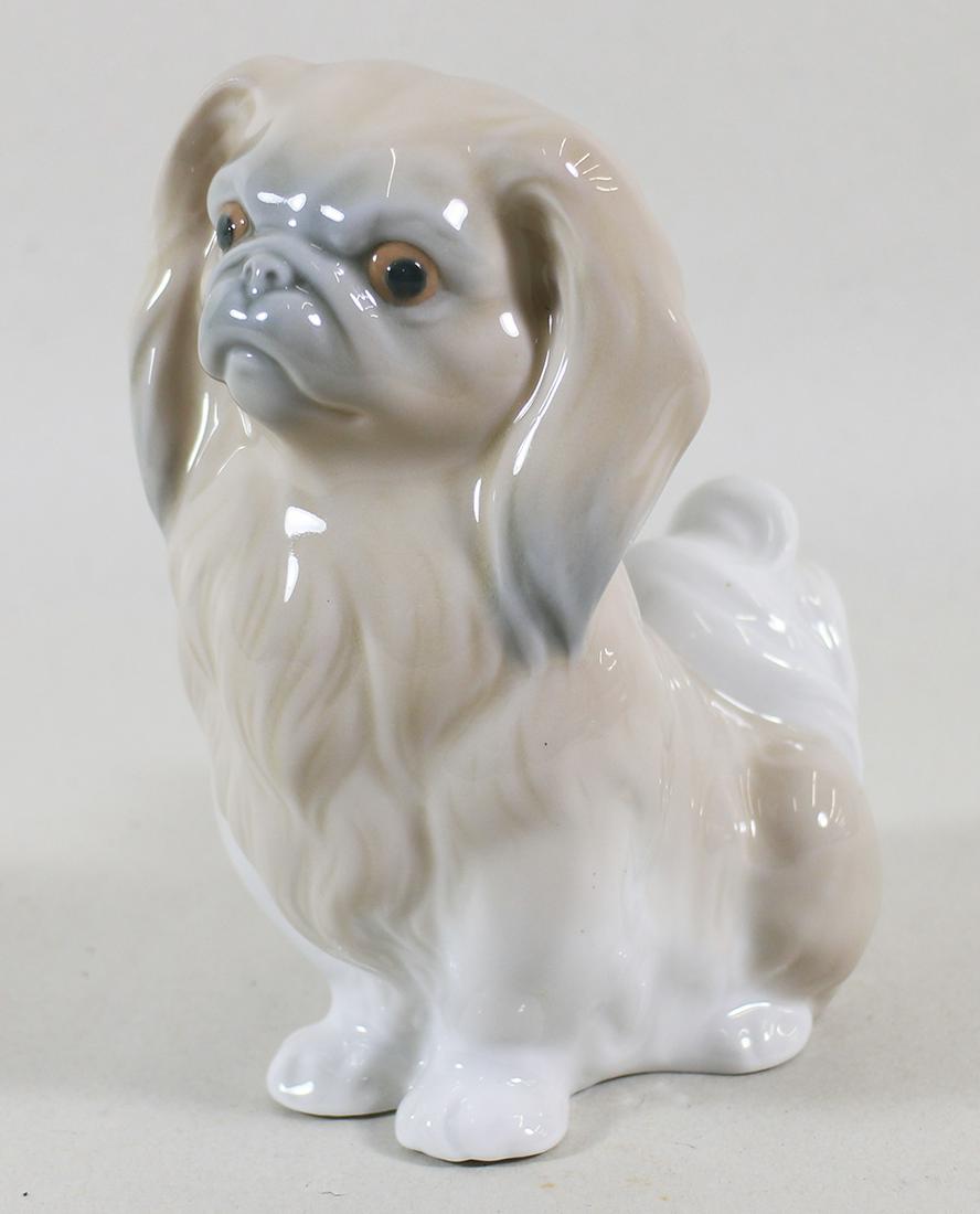 LLADRO PEKINGESE DOG FIGURINE (1 of 2)