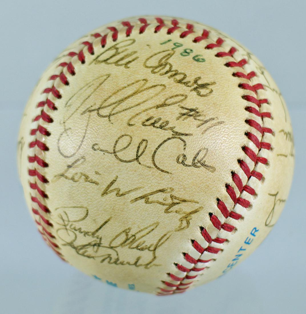 DETROIT TIGERS 1986 SIGNED TEAM BASEBALL (1 of 4)