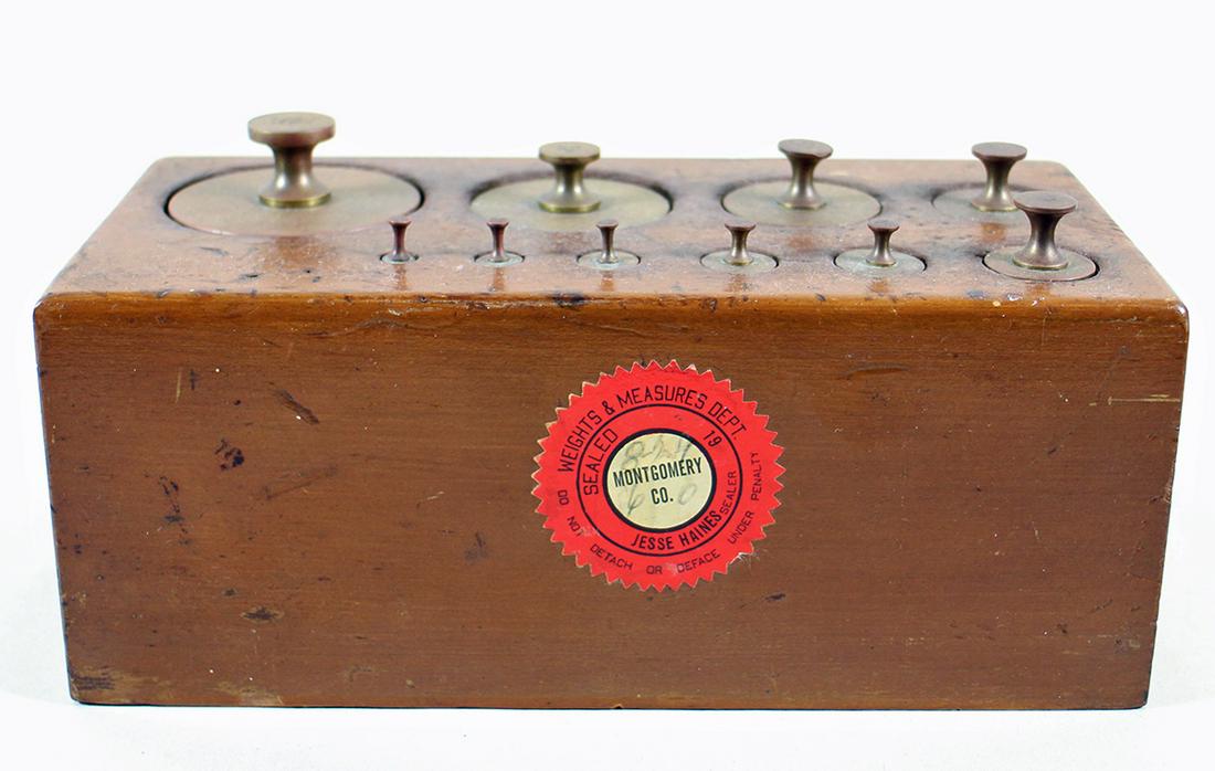 VINTAGE APOTHECARY WEIGHT SET (1 of 2)