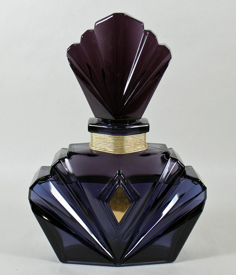 ELIZABETH TAYLOR PASSION FACTICE PERFUME BOTTLE (1 of 2)